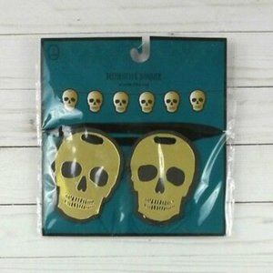 Bundle Of 3 Gold Skull Banner